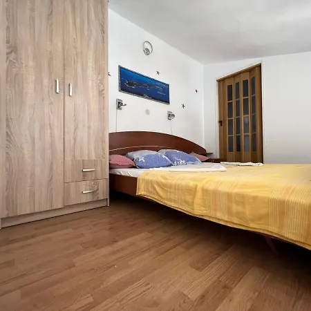 Mijic Apartment